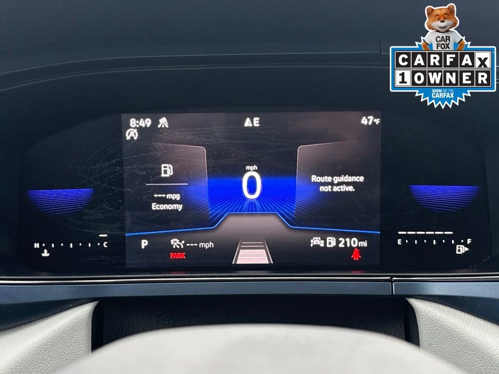 Used 2023 Volkswagen Taos SE image 16