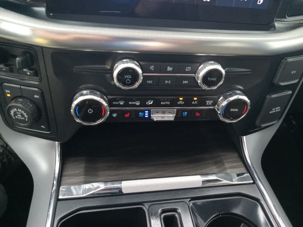 Used 2024 Ford F150 Lariat w/ Equipment Group 502A High AWD/4WD image 20
