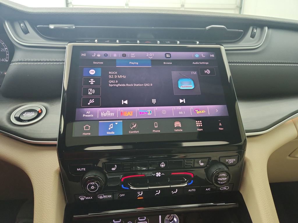 New 2025 Jeep Grand Cherokee Limited image 24