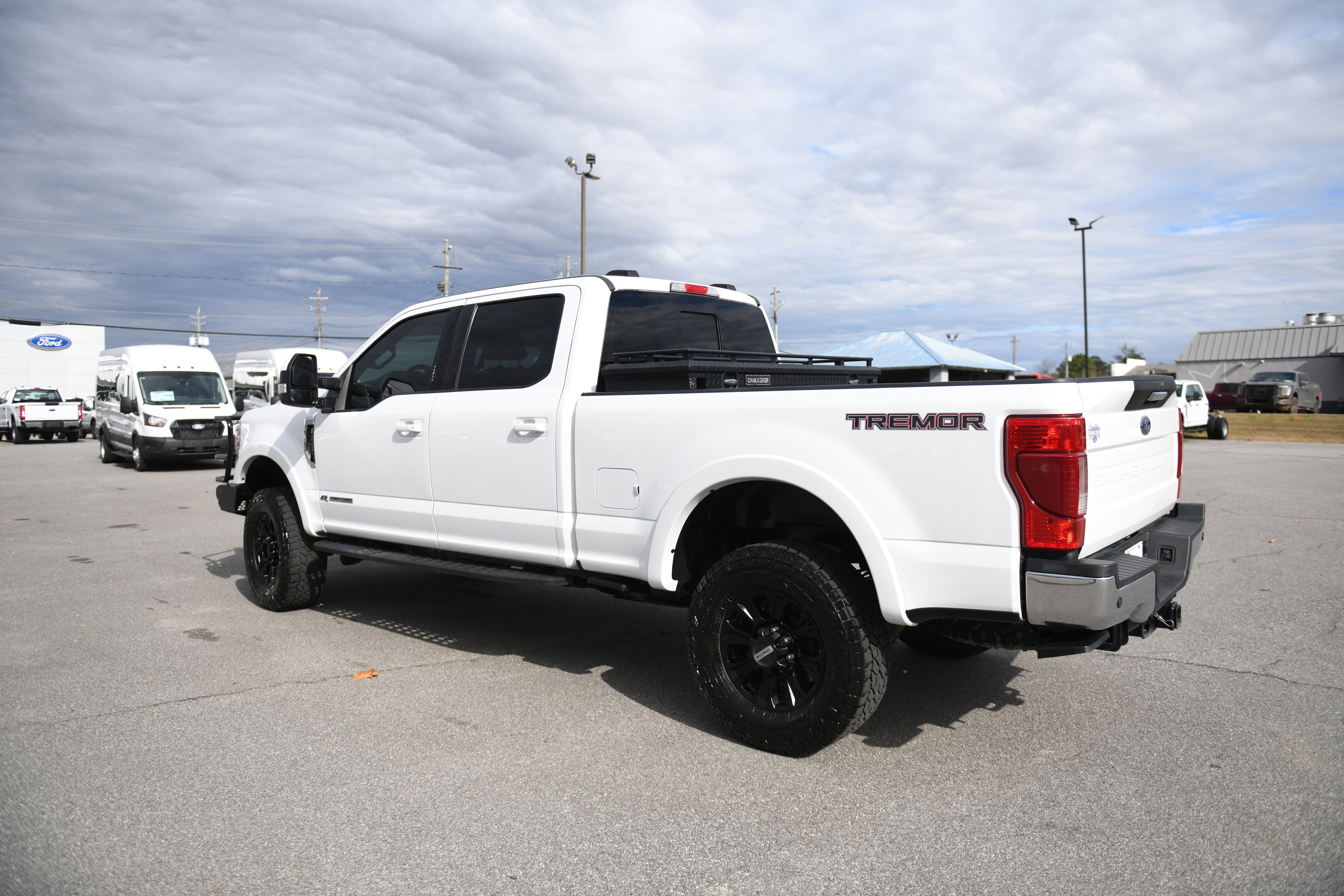 Used 2022 Ford F250 Lariat w/ Tremor Off-Road Package image 14