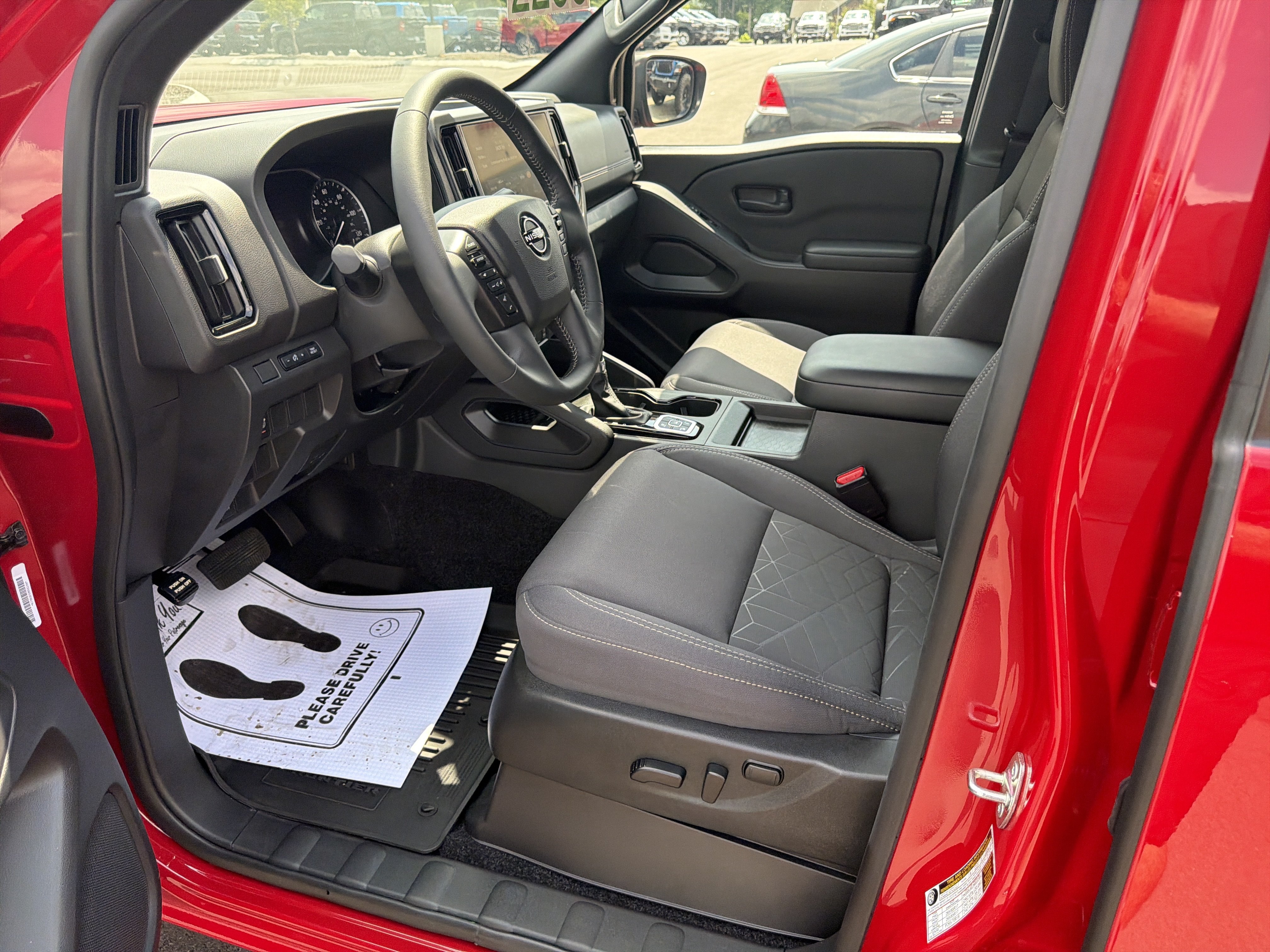 Used 2026 Nissan Frontier SV w/ All-Weather Content Package AWD/4WD image 22