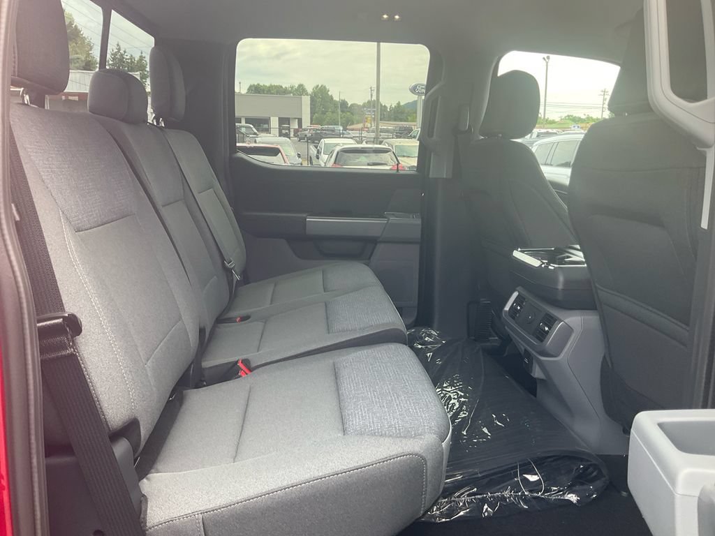New 2026 Ford F150 XLT w/ Equipment Group 302A MID AWD/4WD image 13