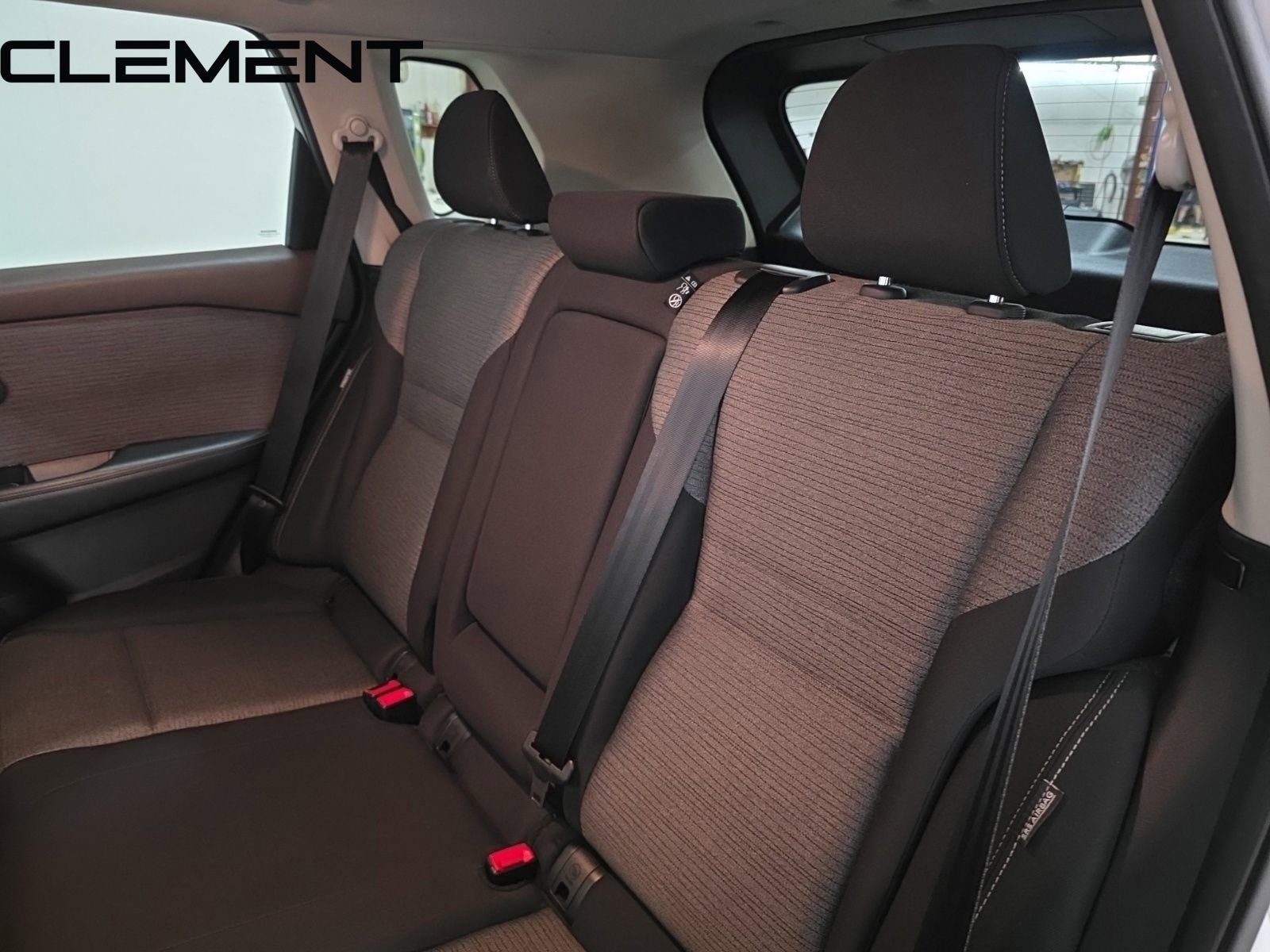 Used 2022 Nissan Rogue SV image 35