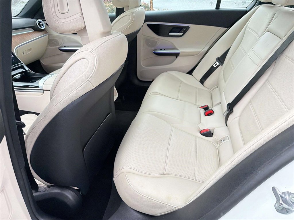 Used 2023 Mercedes-Benz C 300 Sedan image 31