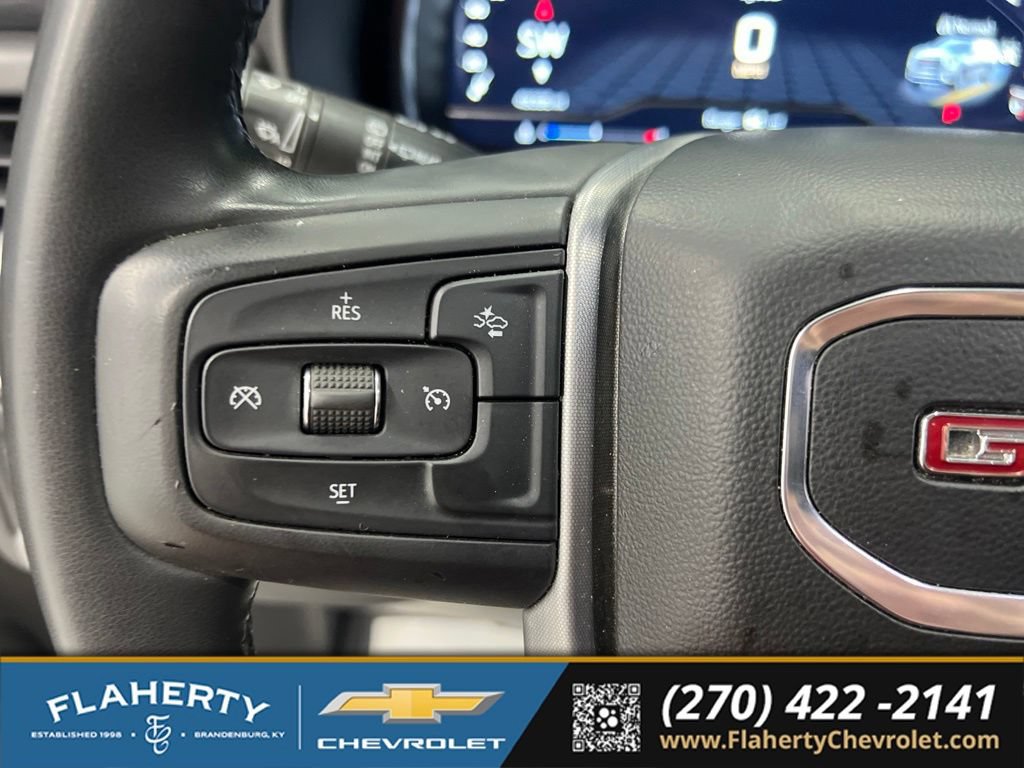 Used 2023 GMC Yukon XL SLT AWD/4WD image 26