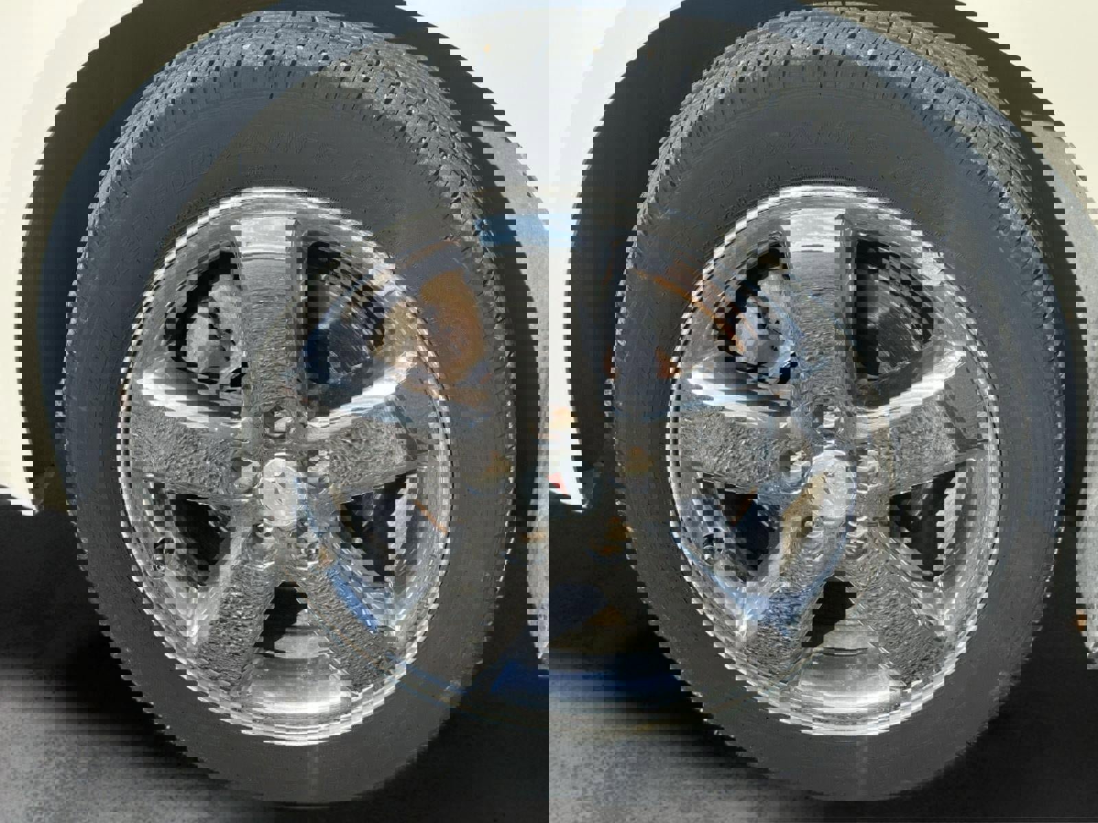 Used 2008 Pontiac G6 GT w/ Premium Package image 11