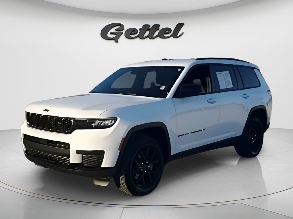 Used 2025 Jeep Grand Cherokee L Laredo image 4