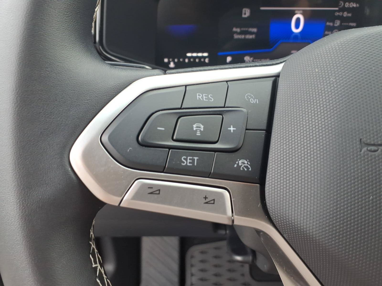 Certified 2025 Volkswagen Taos S AWD/4WD image 19
