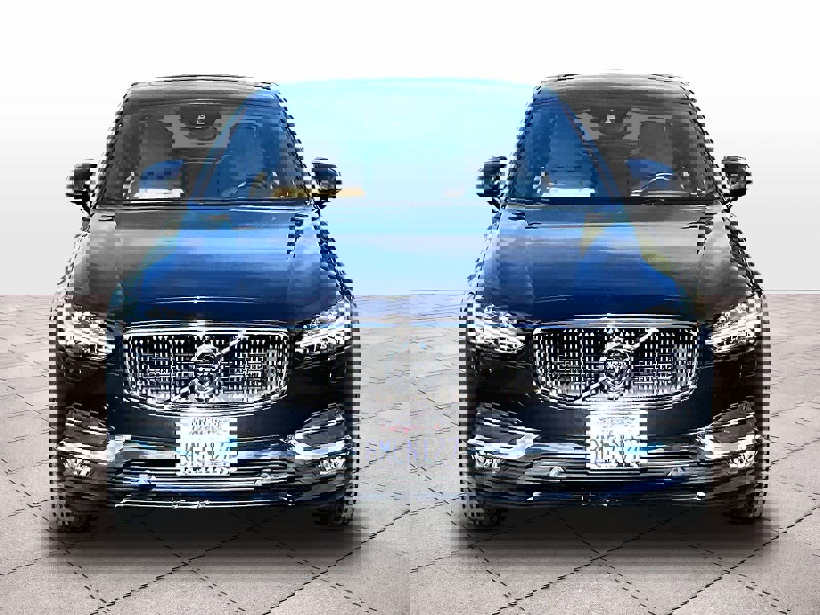 Used 2017 Volvo S90 T6 Inscription w/ Vision Package image 3