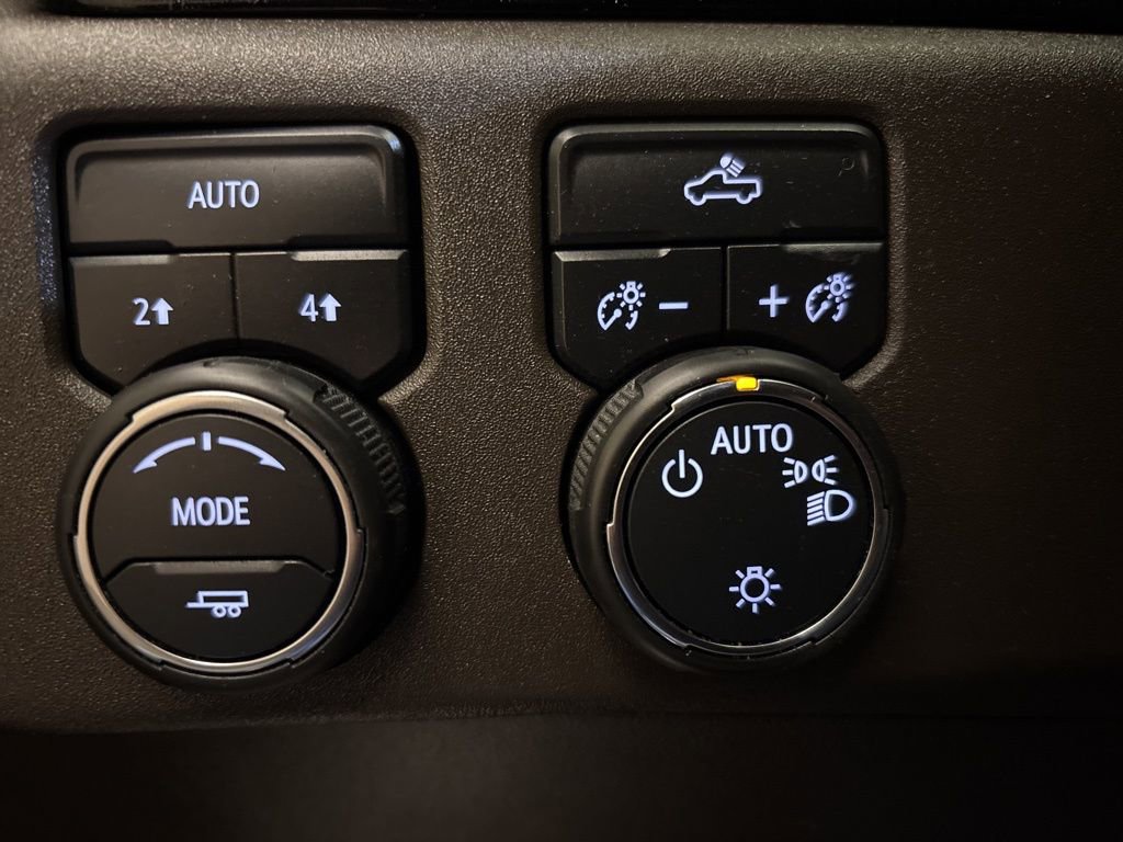 Used 2025 Chevrolet Silverado 1500 LT w/ Protection Package image 15