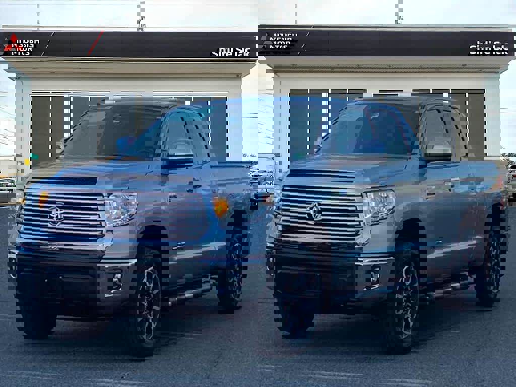 Used 2016 Toyota Tundra Limited w/ Limited Premium Package