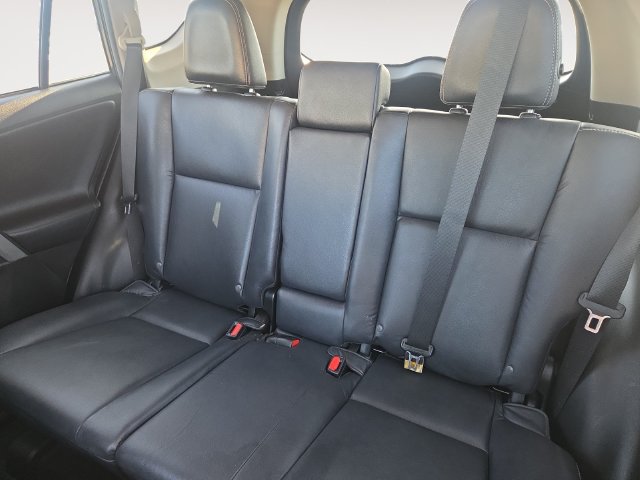 Used 2018 Toyota RAV4 Limited w/ Carpet Mat Package FWD image 13