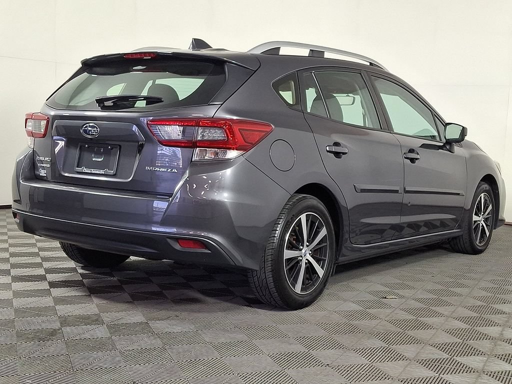 Used 2021 Subaru Impreza 2.0i Premium w/ Popular Package #2 AWD/4WD image 9