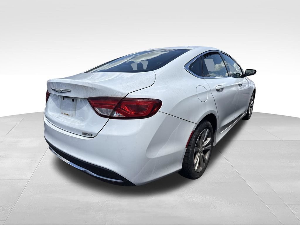 Used 2016 Chrysler 200 Limited w/ Convenience Group FWD image 2