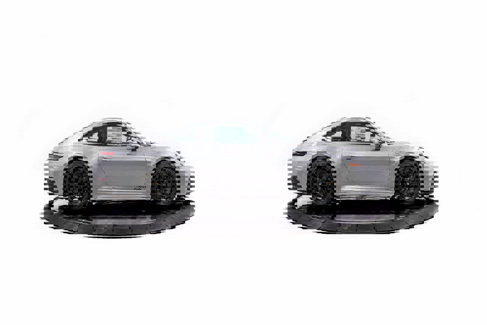 New 2026 Porsche 911 Carrera 4 GTS image 8