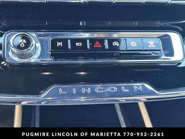 Used 2023 Lincoln Corsair Reserve w/ Equipment Group 201A image 24