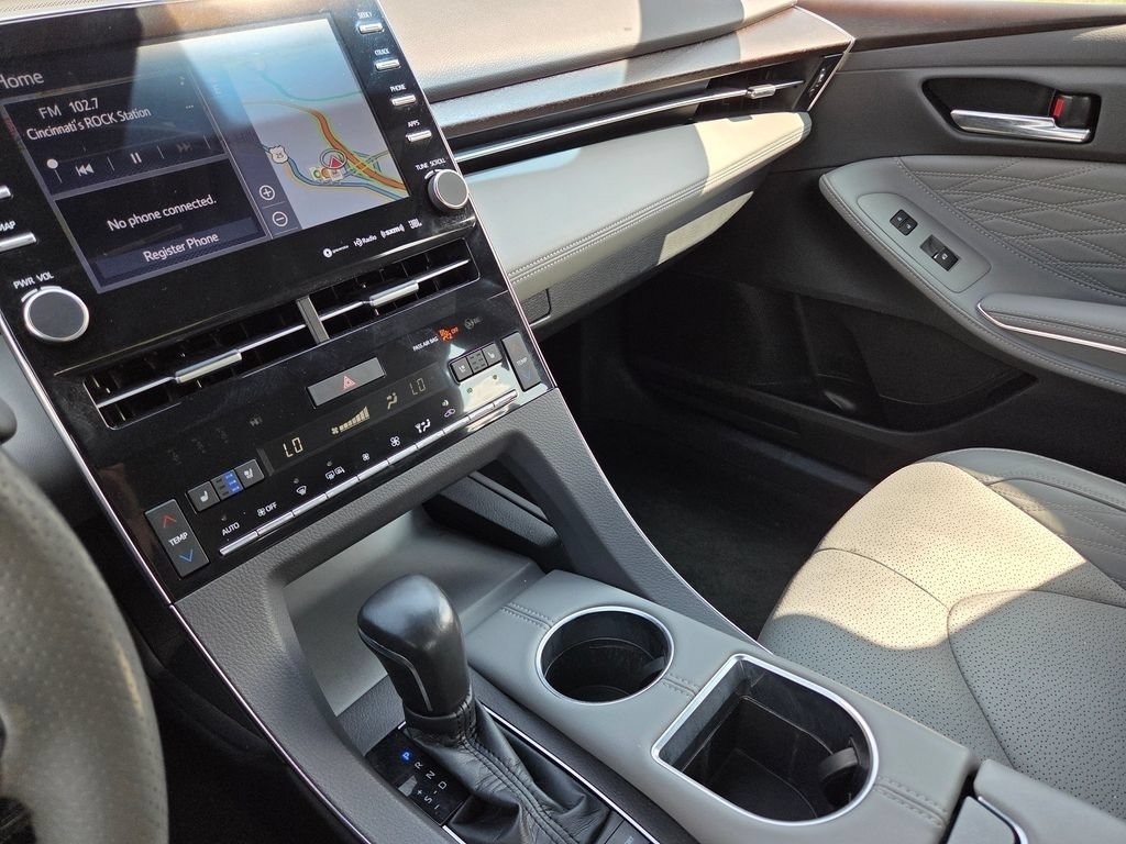 Used 2020 Toyota Avalon Limited w/ Advanced Safety Package FWD image 38
