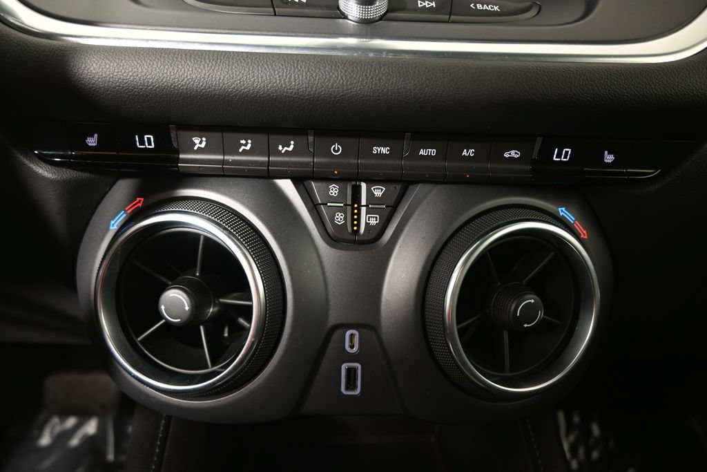 Used 2021 Chevrolet Blazer LT AWD/4WD image 29