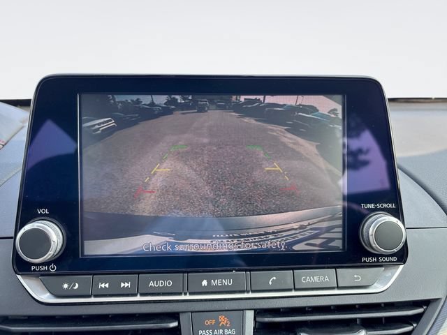 Used 2025 Nissan Altima 2.5 SR FWD image 17