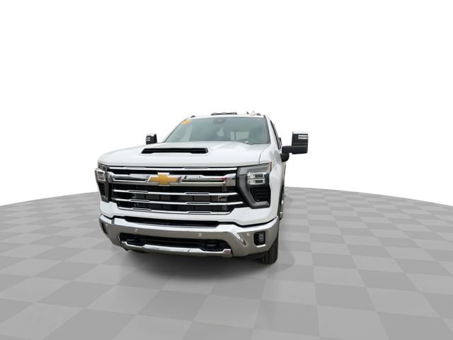 Certified 2024 Chevrolet Silverado 2500 LTZ w/ LTZ Plus Package image 3