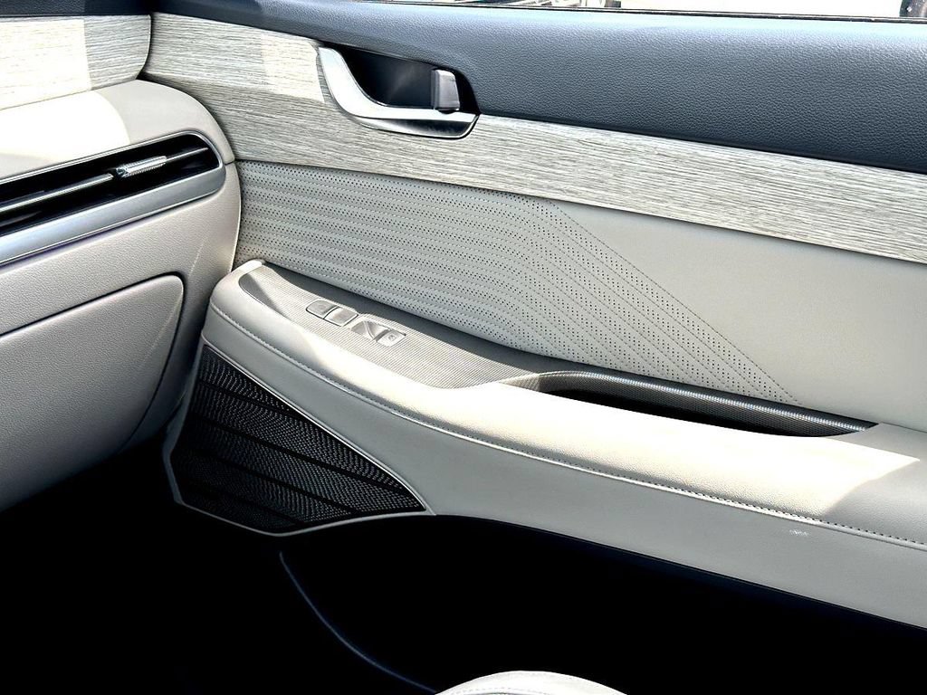 Used 2024 Hyundai Palisade Calligraphy FWD image 32