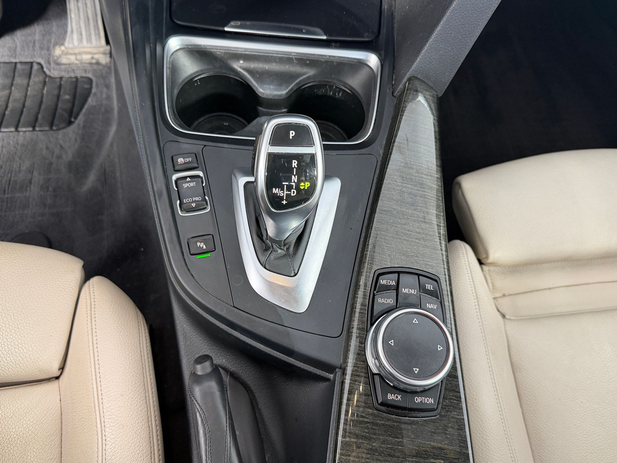 Used 2015 BMW 328i xDrive Sedan AWD/4WD image 16