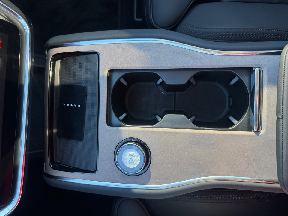 New 2025 Volvo EX90 Ultra image 20