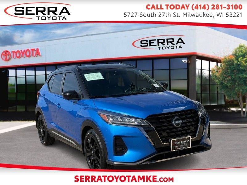 Used 2023 Nissan Kicks SR w/ SR Premium Package FWD image 1