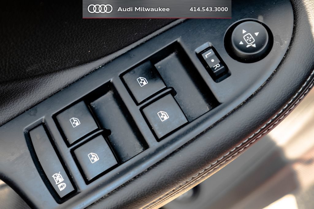 Used 2020 Buick Envision Essence FWD image 20