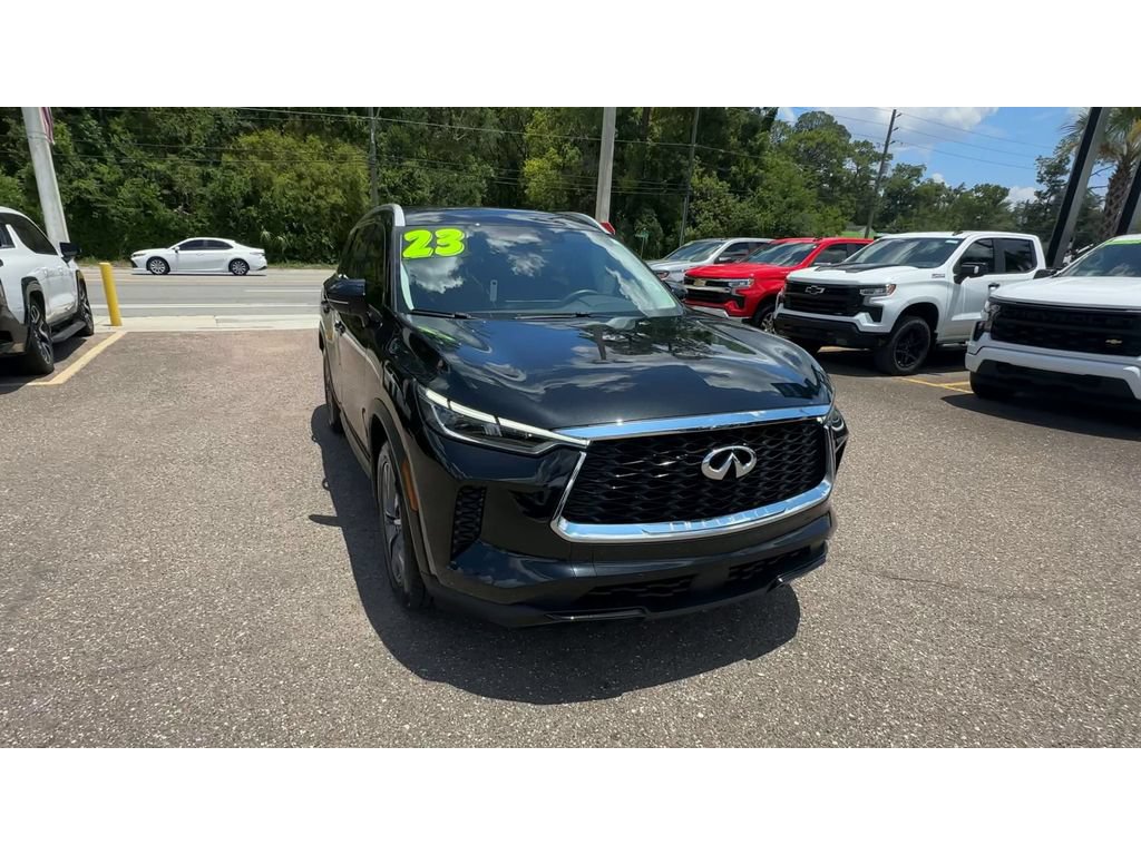 Used 2023 INFINITI QX60 Luxe w/ Cargo Package FWD image 8