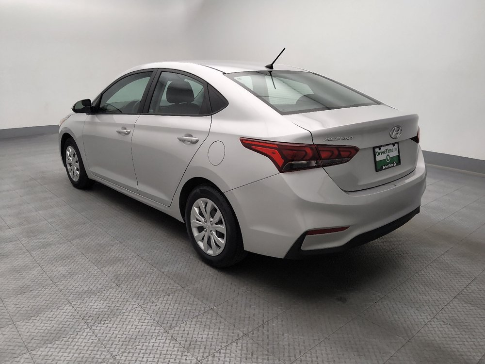Used 2022 Hyundai Accent SE FWD image 5