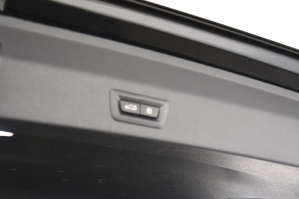 Used 2023 BMW X3 xDrive30i w/ Convenience Package image 25