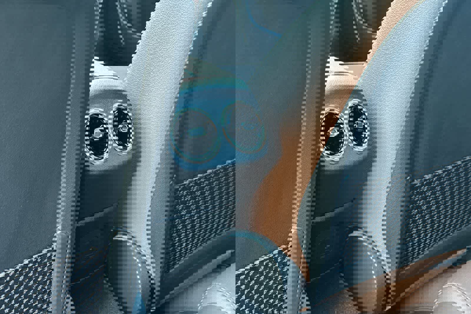 Used 2022 Mercedes-Benz CLA 250 image 15