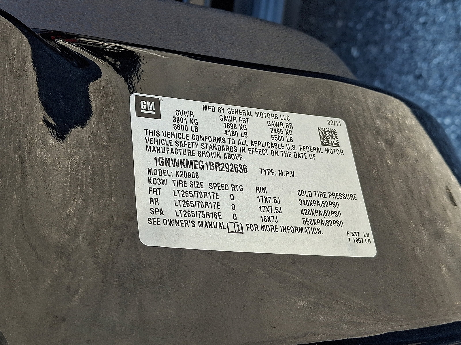 Used 2011 Chevrolet Suburban 2500 LT w/ Snow Plow Prep Package image 29