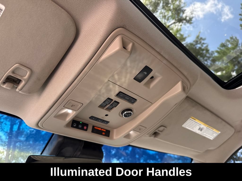 Used 2019 Cadillac Escalade Premium Luxury AWD/4WD image 23