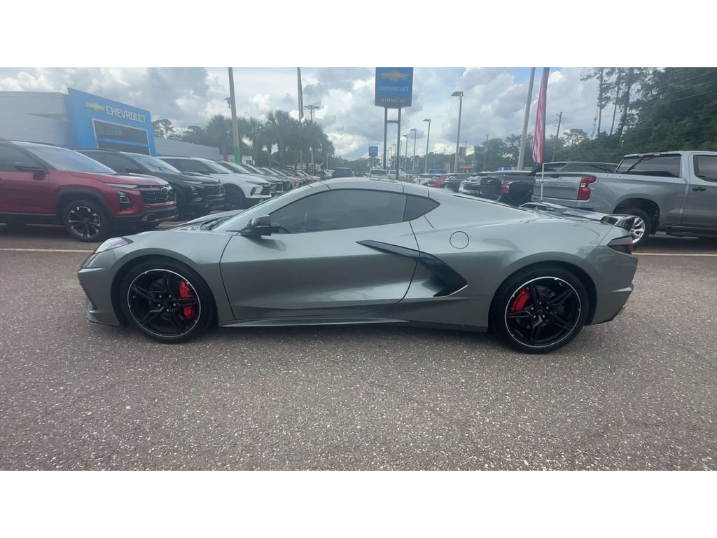 Used 2022 Chevrolet Corvette Stingray Preferred Cpe w/ Z51 Performance Package RWD image 5