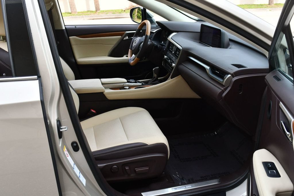 Used 2019 Lexus RX 350 AWD w/ Navigation Package image 47