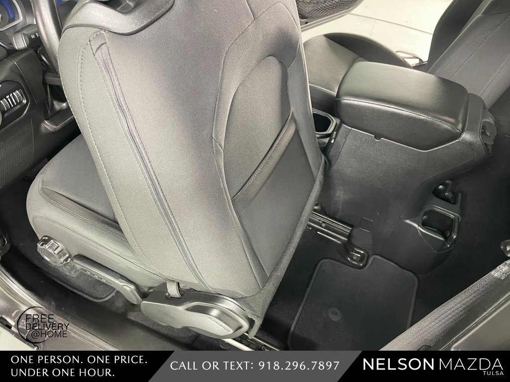 Used 2022 Jeep Wrangler Sport S image 37