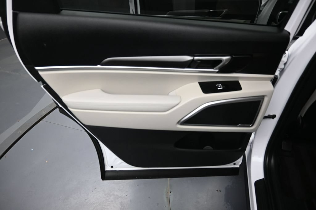 Used 2024 Kia Telluride S w/ S Sunroof Package FWD image 30