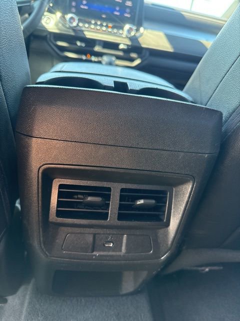 Used 2023 Chevrolet Colorado LT w/ LT Convenience Package RWD image 7