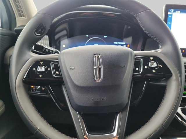 Used 2023 Lincoln Corsair FWD image 29
