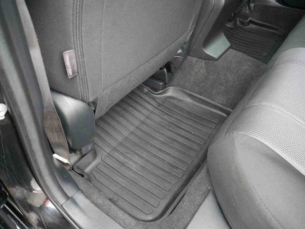 Used 2023 Subaru Impreza 2.0i image 14