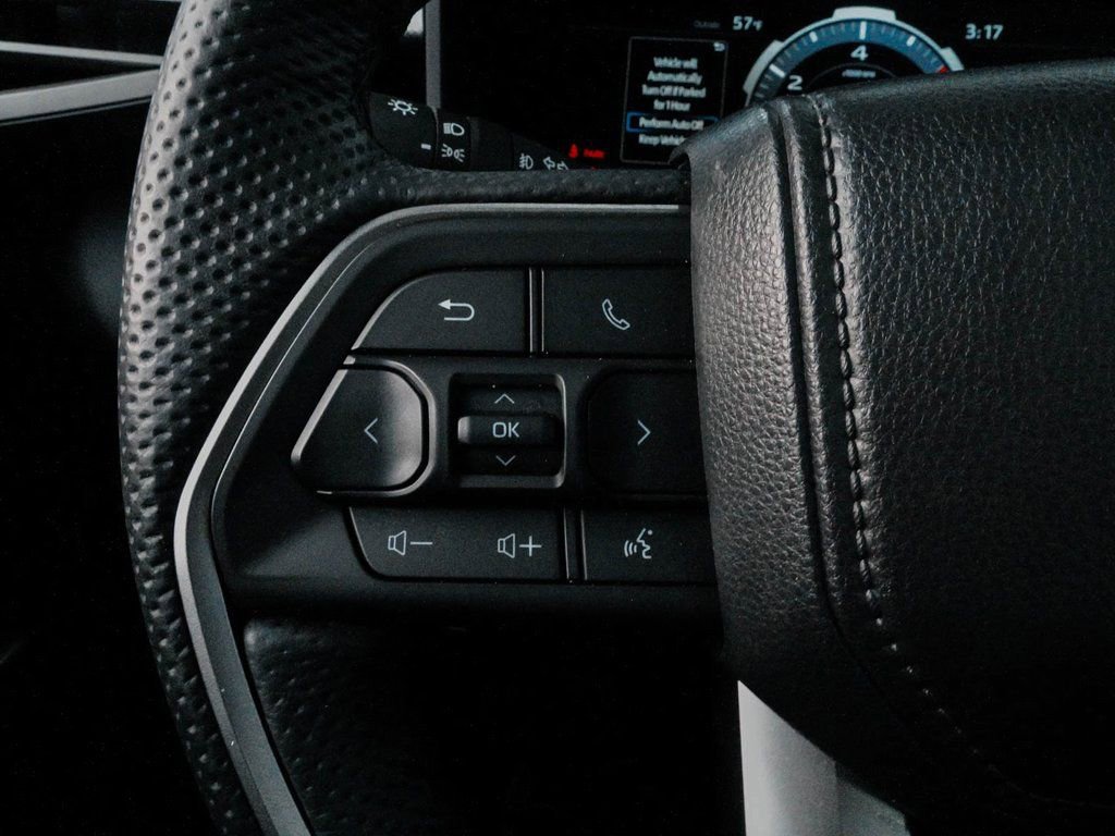 Used 2025 Toyota Tundra Limited image 23