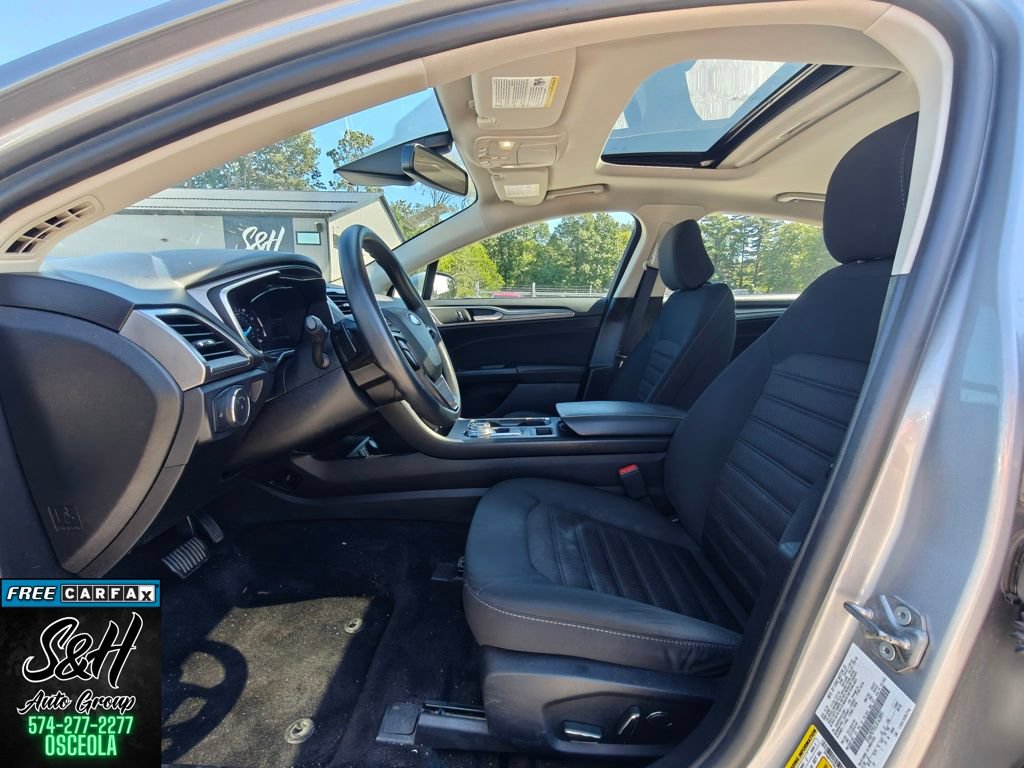 Used 2020 Ford Fusion SE AWD/4WD image 17