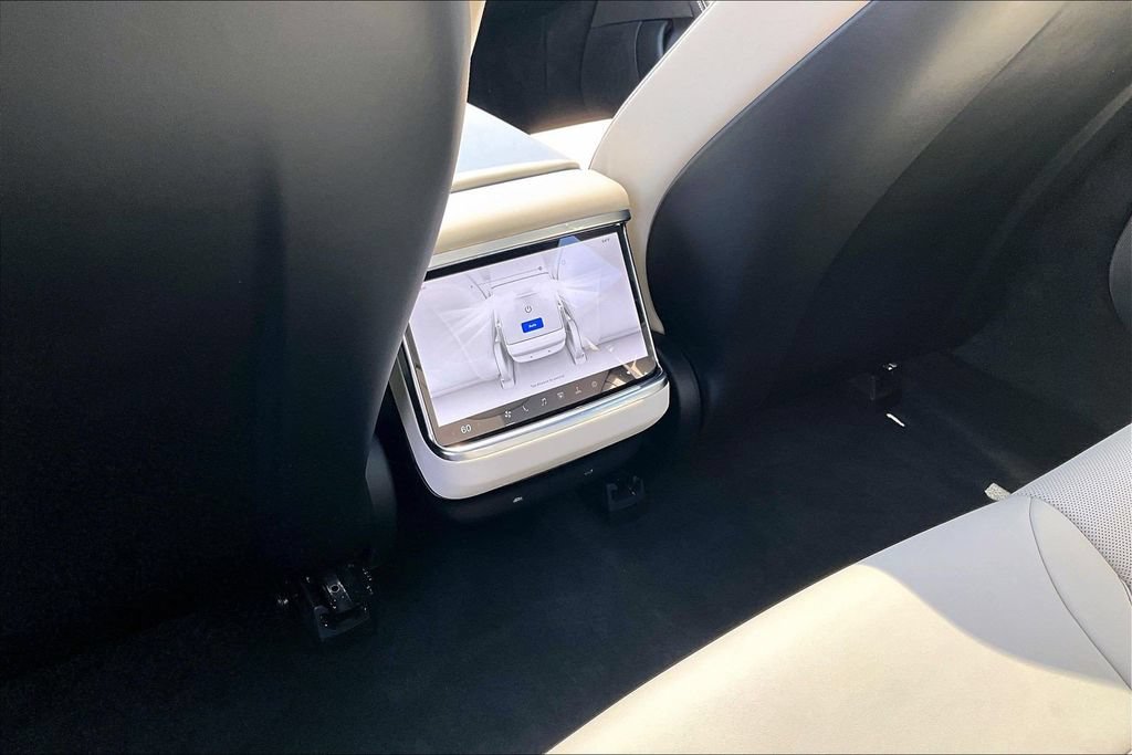 Used 2023 Tesla Model S Plaid AWD/4WD image 10