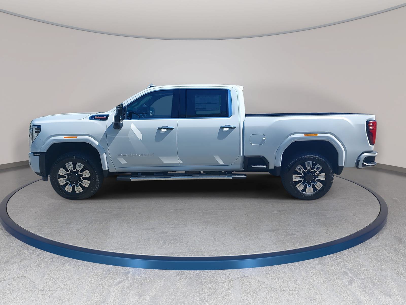 New 2026 GMC Sierra 2500 Denali w/ Denali Reserve Package AWD/4WD image 8