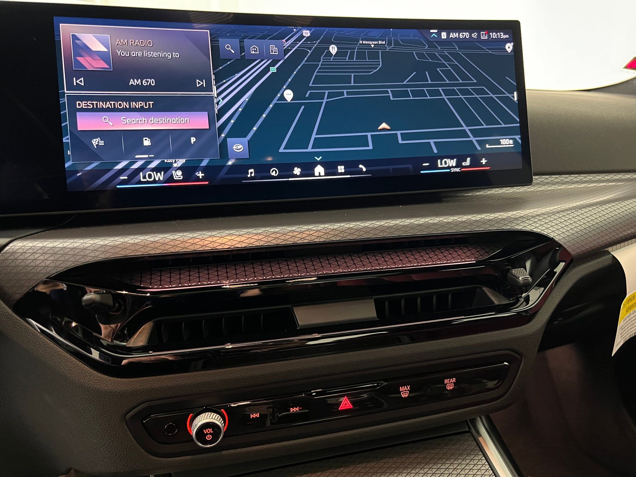 Used 2025 BMW 330i xDrive Sedan w/ Convenience Package AWD/4WD image 25