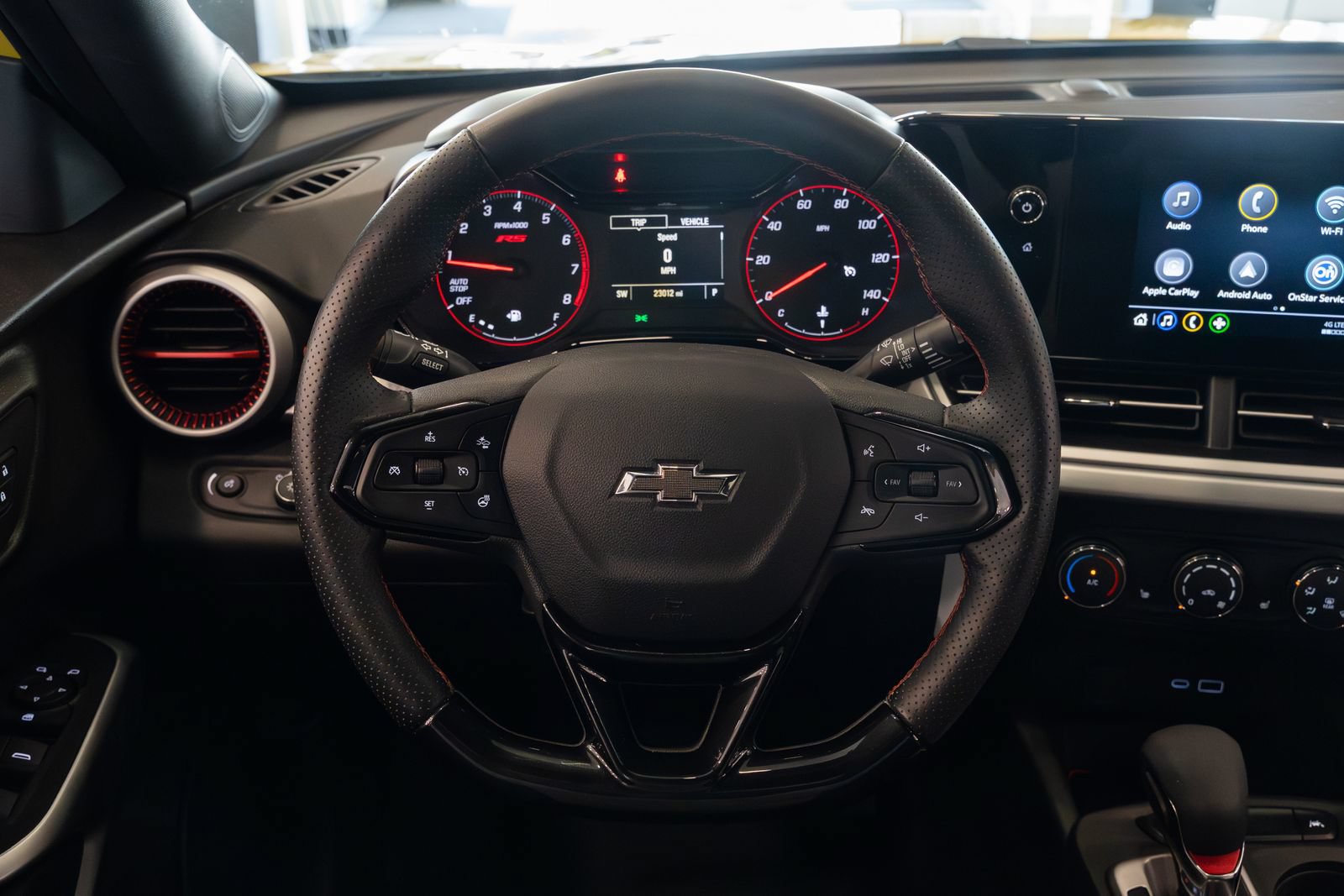 Used 2024 Chevrolet Trax RS w/ Driver Confidence Package FWD image 12