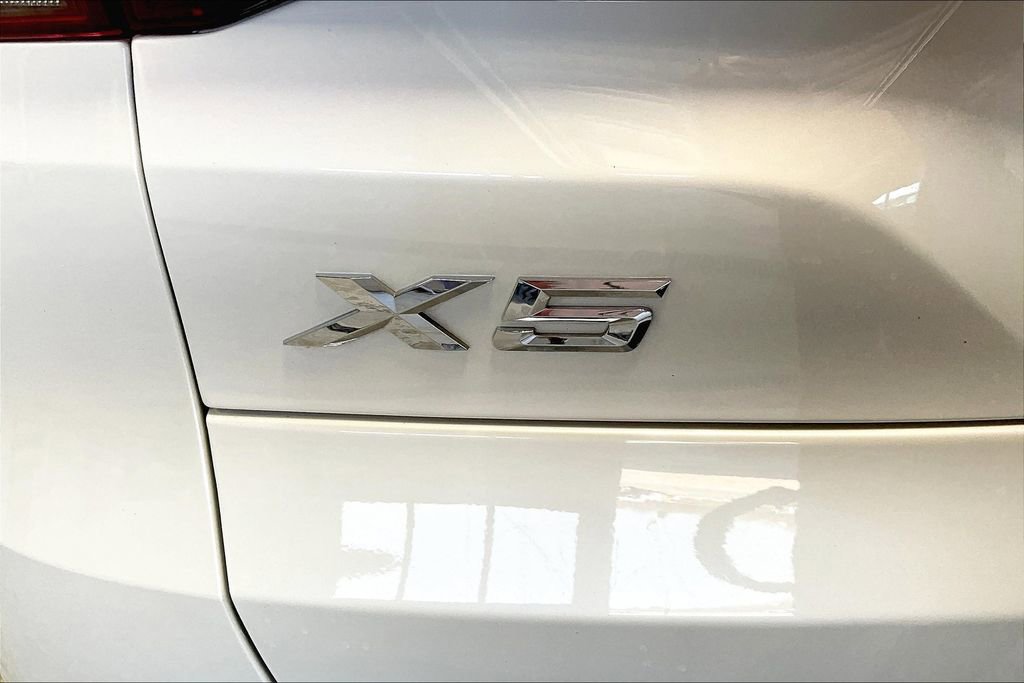 Used 2023 BMW X5 sDrive40i w/ Premium Package image 39