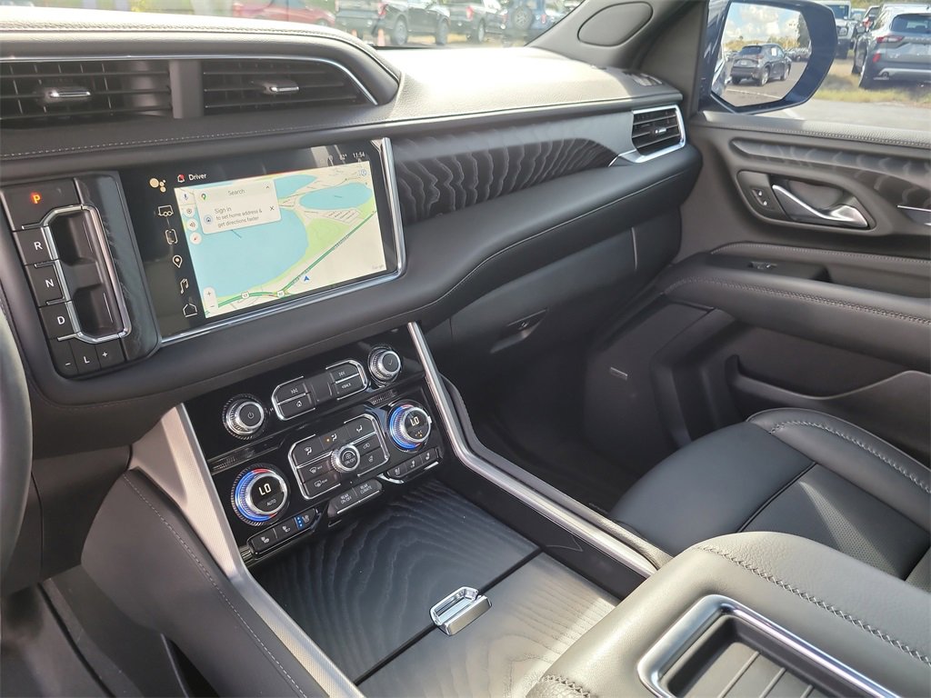 Used 2024 GMC Yukon XL Denali w/ Denali Reserve Package image 22